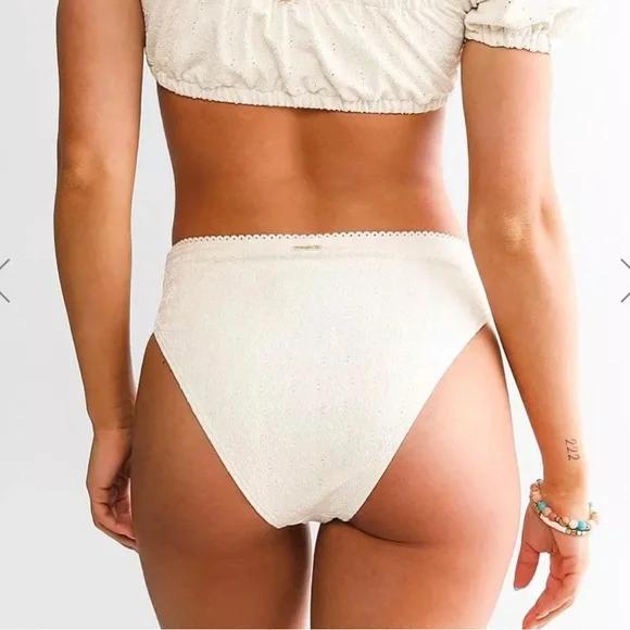 NWT Billabong X Wrangler eye-lit your fire bikini bottom. Cream color eyelet.